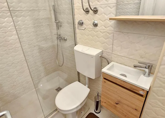 Cicki I - Renovated 2025 *